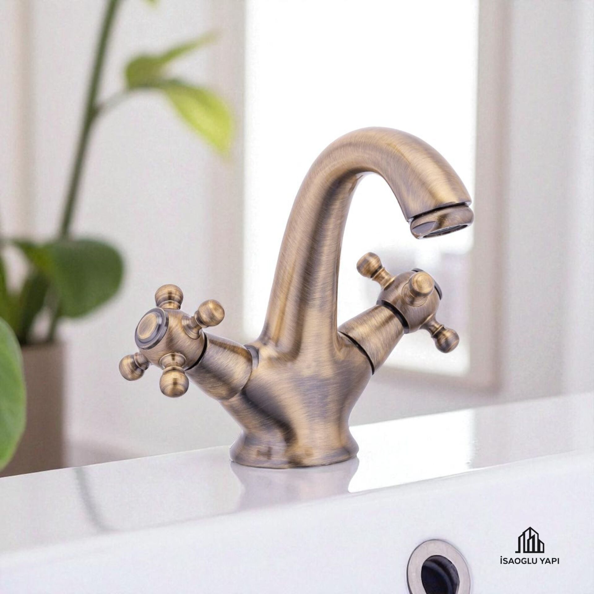 Antik Lavabo Musluğu Klasik Tasarım Özel Seri Lavabo Bataryası Pirinç