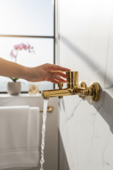 Gold Duş Başlığı ve Banyo Bataryası Seti Paslanmaz Pirinç Malzeme İkili Set Gold Sürgülü Duş Sistemi