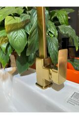 Mat Gold Lavabo Bataryası Dore Fırçalanmış Gold Lavabo Musluğu Kare Tasarım Batarya