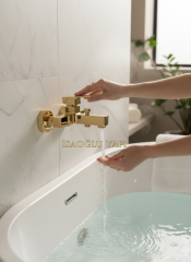 Gold Banyo Bataryası Kare Tasarım Pirinç Materyal Paslanmaz Gold Duş Armatürü