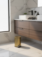 Mat Gold Çöp Kovası Fırçalanmış Altın Banyo Pedallı Çöp Kovası Modern Tasarım Paslanmaz Çelik