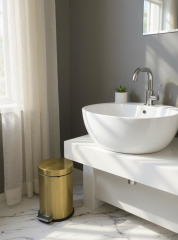 Mat Gold Çöp Kovası Fırçalanmış Altın Banyo Pedallı Çöp Kovası Modern Tasarım Paslanmaz Çelik