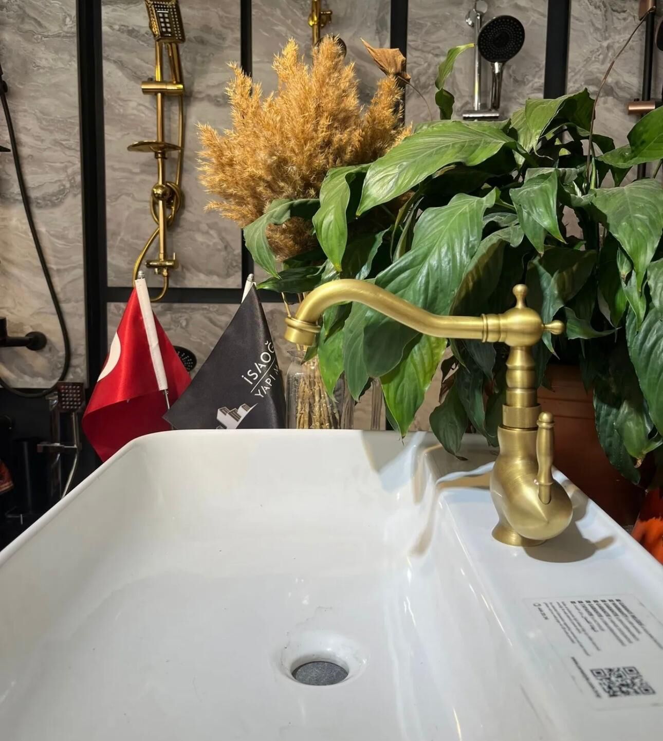 Antik Gold Kolay Abdest Lavabo Bataryası Vintage Tasarım