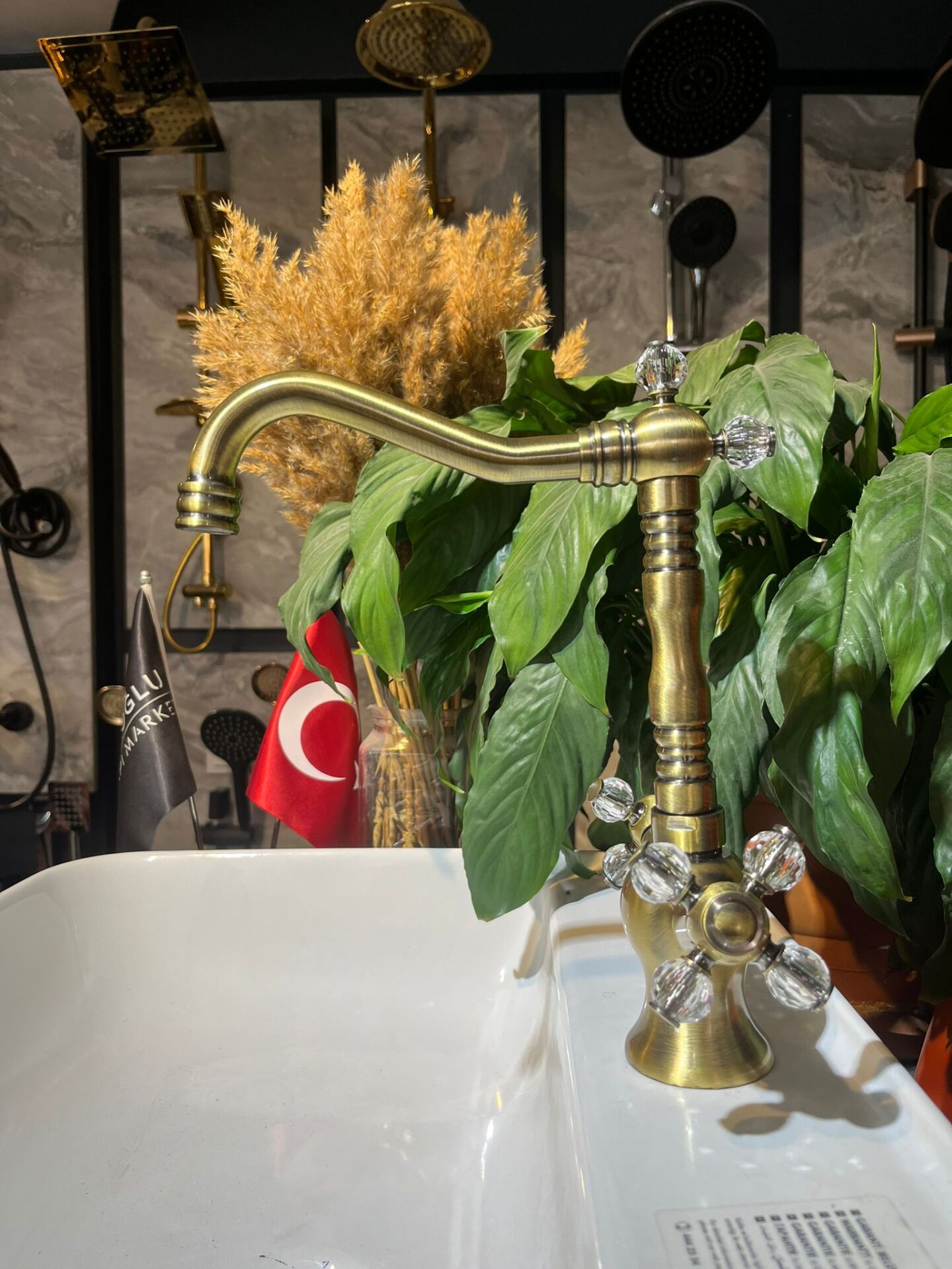 Mat Antik Gold Kristal Taşlı Armatür