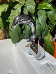Lavabo Bataryası Yunus Balığı Tasarım Banyo Musluğu Özel Üretim Lavabo Musluk Gümüş Renk