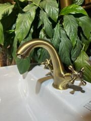 Antik Gold Lavabo Armatür Klasik Vintage Koç Banyo Musluğu