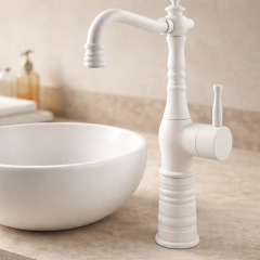 Mat Beyaz Retro Çanak Lavabo Armatür Beyaz Yüksek Model Banyo Armatürü Özel Tasarım
