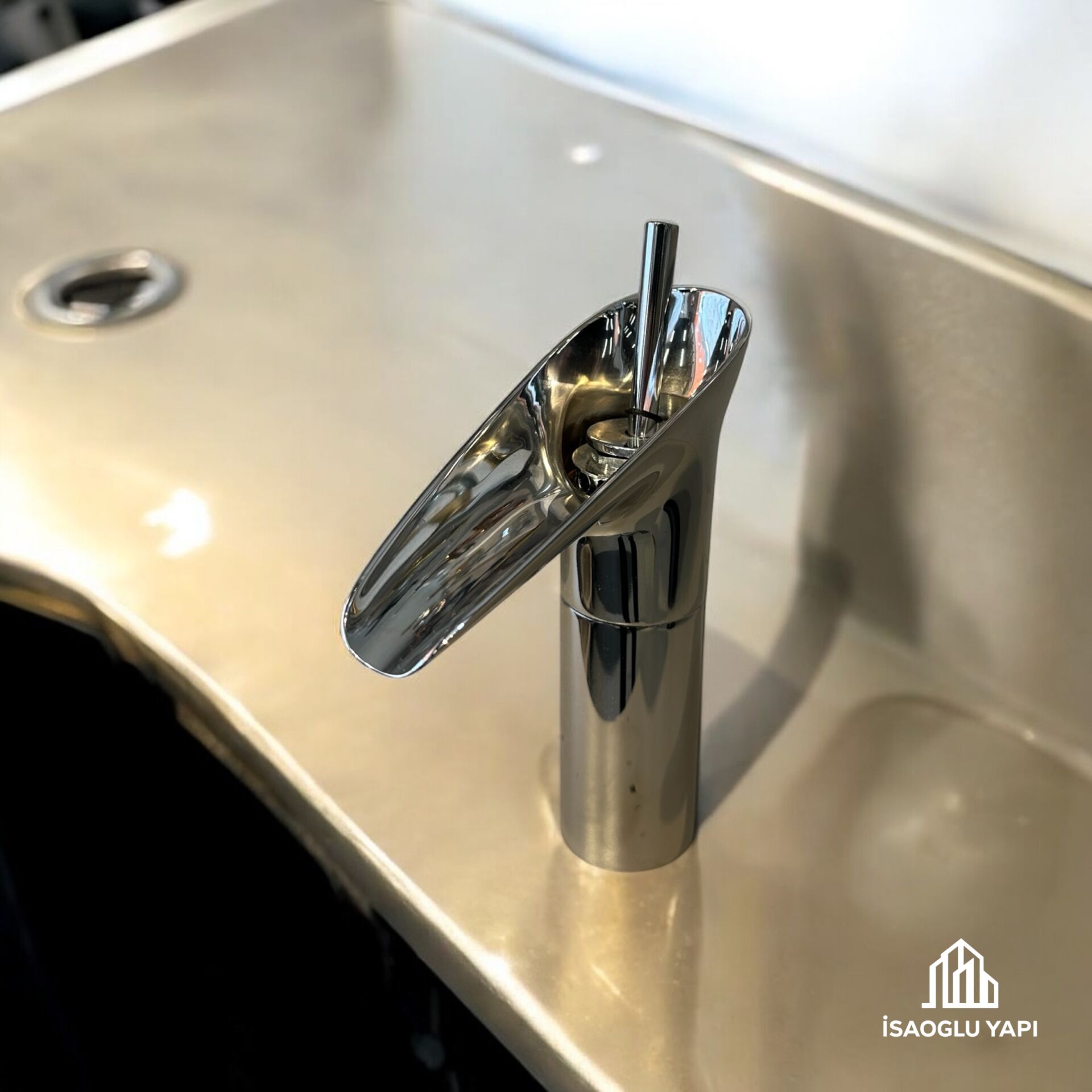 Krom Şelale Musluk Nostaljik Tasarım Şelale Lavabo Bataryası