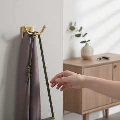 Mat Altın Banyo Bornozluğu Fırçalanmış Gold İkili Askılık Bornozluk Pirinç Malzeme