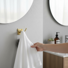 Mat Altın Banyo Bornozluğu Fırçalanmış Gold İkili Askılık Bornozluk Pirinç Malzeme