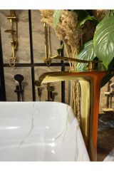 Mat Gold Çanak Lavabo Bataryası Şelale Lavabo Musluğu Fırçalanmış Mat Altın Batarya