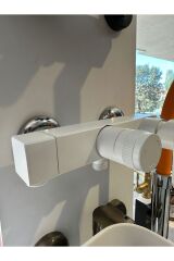 Banyo Bataryası Beyaz Duş Musluğu Mat Beyaz Duş Armatür 360 Derece Kare Tasarım