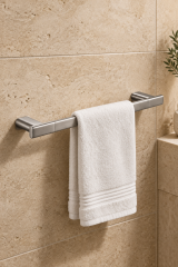 Mat Krom Banyo Havluluğu Fırçalanmış Krom Modern Uzun Banyo Havluluk Pirinç Materyal