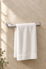 Mat Krom Banyo Havluluk Açık Modern Tasarım Fırçalanmış Krom Banyo Havluluk Pirinç Materyal Leke Tutmaz