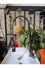 Siyah Mutfak Bataryası Spiralli Uzayan Sistem Endüstriyel Tasarım Tazzik Ayarlı Musluk
