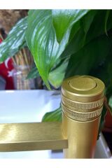 Mat Gold Lavabo Bataryası Dokunmatik Tasarım Mat Altın Lavabo Musluğu Fırçalanmış Altın Renk