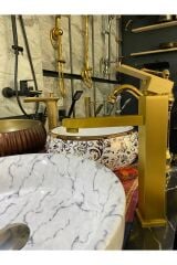 Mat Gold Çanak Lavabo Bataryası Altın Kare Lavabo Musluğu Fırçalanmış Mat Altın