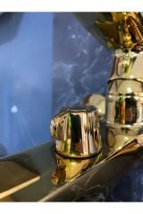 Gold Banyo Bataryası Altın Banyo Musluğu Gold Duş Bataryası Pirinç Malzeme Kare Modern Tasarım