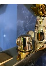 Gold Banyo Bataryası Altın Banyo Musluğu Gold Duş Bataryası Pirinç Malzeme Kare Modern Tasarım